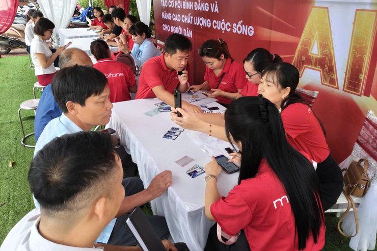 Kết hợp hiệu quả giữa chuyển đổi số và phong trào học tập suốt đời – hướng tới công dân số xã Đoài Phương năng động, tri thức- Ảnh 2.