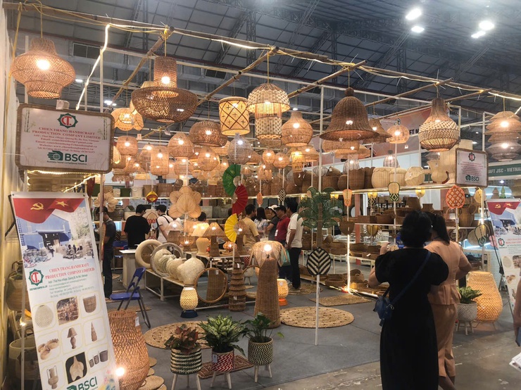 Hà Nội quảng bá sản phẩm thủ công mỹ nghệ tại Hội chợ Lifestyle Vietnam 2025- Ảnh 2.