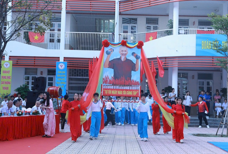 600 vận động viên tham gia Đại hội thể dục, thể thao phường Hoàng Mai lần thứ I- Ảnh 1.