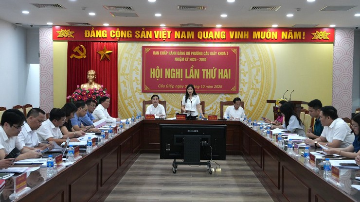 Tăng cường quản lý đất đai, trật tự xây dựng và môi trường đô thị- Ảnh 1.