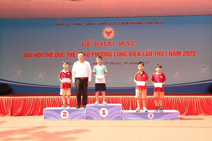 Sôi nổi Đại hội Thể dục Thể thao phường Long Biên lần thứ I - năm 2025- Ảnh 11.