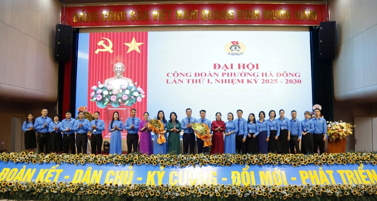 Xây dựng tổ chức Công đoàn Hà Đông vững mạnh trong thời kỳ mới- Ảnh 4.
