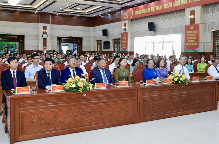 Xây dựng nông dân Thủ đô thời kỳ mới - giàu tri thức, làm chủ công nghệ số, giỏi sản xuất- Ảnh 1.
