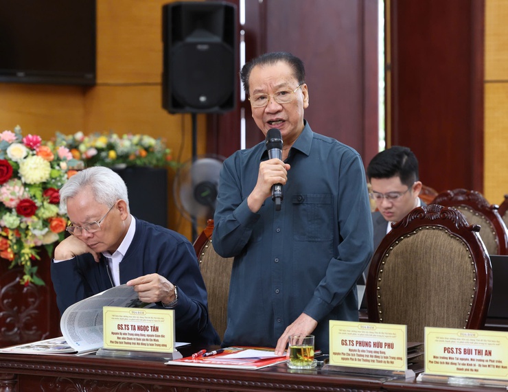 Xây dựng Thủ đô Hà Nội hiện đại, văn minh, hạnh phúc và phát triển bứt phá trong kỷ nguyên mới- Ảnh 3.