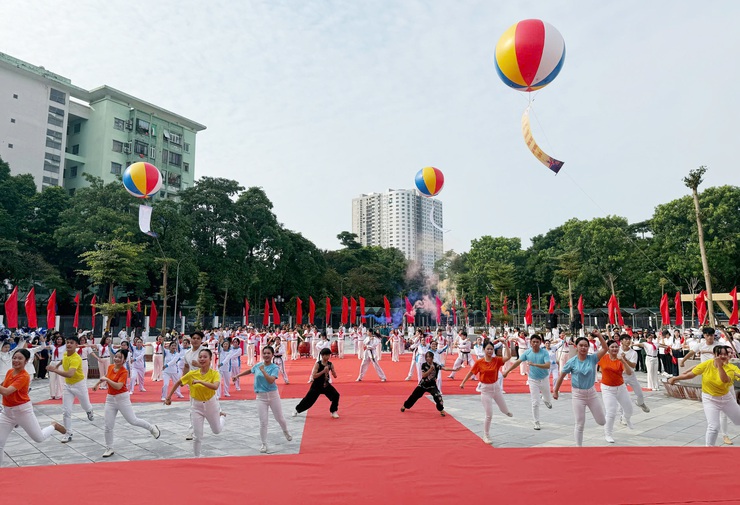Phường Yên Sở: Khai mạc Đại hội Thể dục thể thao lần thứ I năm 2025- Ảnh 2.