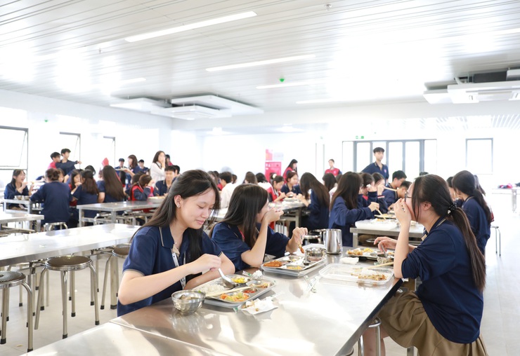 Thêm một trường THPT khang trang, hiện đại, đồng bộ tại phường Yên Sở- Ảnh 8.