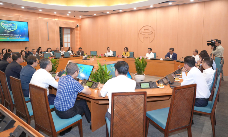 Hà Nội gặp mặt một số tổ chức, doanh nghiệp tham gia ủng hộ Quỹ “Vì người nghèo” Thành phố năm 2025- Ảnh 2.