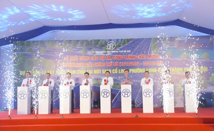 Khởi công xây dựng hầm chui tại nút giao Cổ Linh, chào mừng  71 năm Ngày Giải phóng Thủ đô- Ảnh 1.