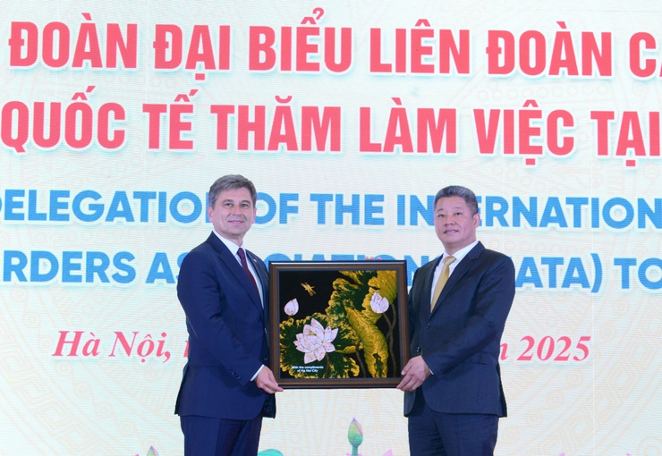 FIATA hợp tác với Hà Nội để phát triển logistics hiệu quả- Ảnh 5.