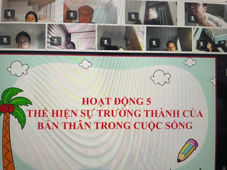 Hà Nội mưa lớn, các trường học linh hoạt chuyển sang học trực tuyến- Ảnh 1.