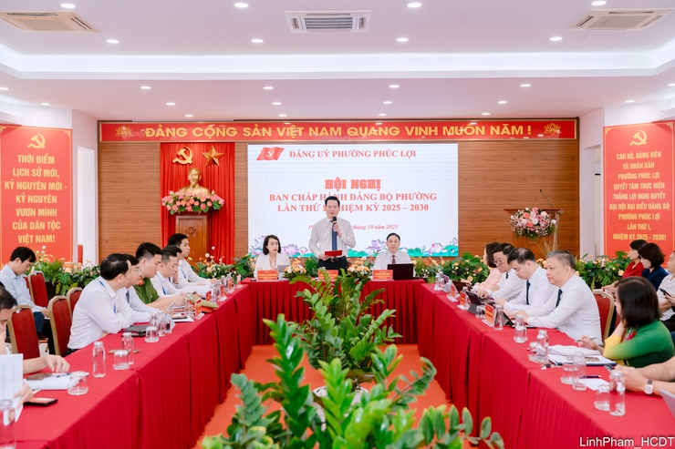 Đảng bộ phường Phúc Lợi: Phát huy trí tuệ, quyết tâm hoàn thành toàn diện nhiệm vụ năm 2025- Ảnh 1.