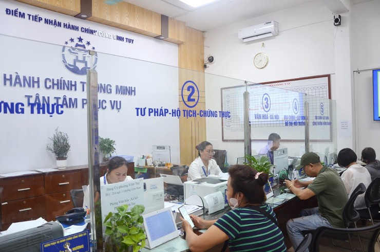 Phường Vĩnh Tuy - một nền hành chính thực sự  “gần dân, vì dân”- Ảnh 1.