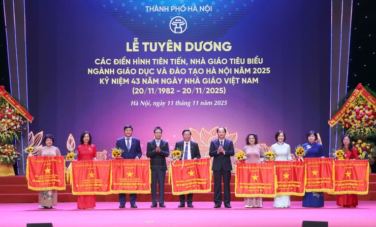 Bí thư Thành ủy Nguyễn Duy Ngọc: Tạo điều kiện tốt nhất để giáo dục Thủ đô phát triển bứt phá- Ảnh 7.