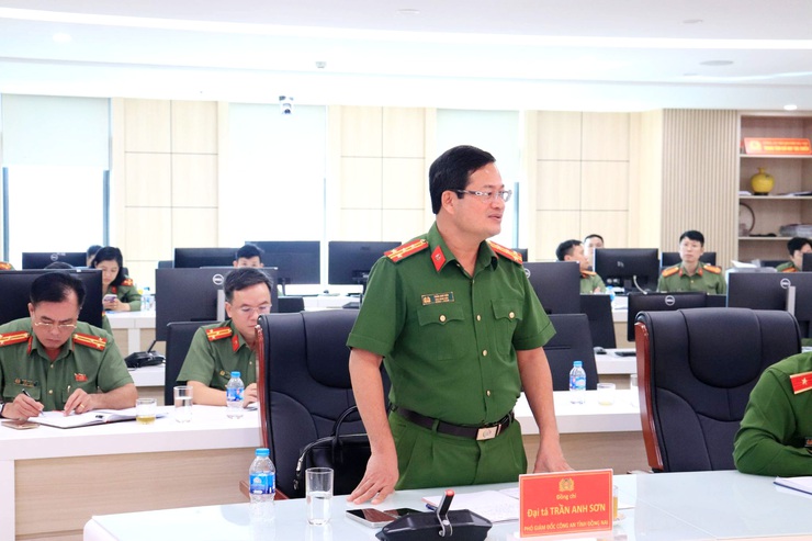 Công an thành phố Hà Nội và Công an tỉnh Đồng Nai trao đổi kinh nghiệm trong công tác chuyển đổi số- Ảnh 4.