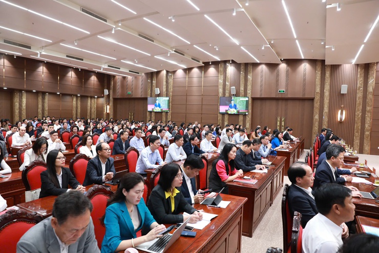 Hanoi targets development on par with capitals in region- Ảnh 2. Hanoi targets development on par with capitals in region- Ảnh 2.