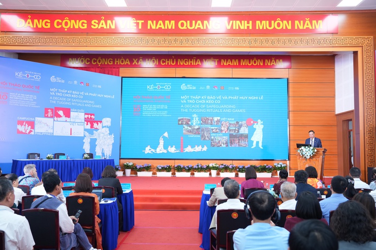 Hà Nội đưa di sản Nghi lễ và trò chơi Kéo co tiếp tục lan tỏa mạnh mẽ trong đời sống đương đại- Ảnh 4.