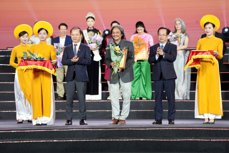 Festival Thăng Long - Hà Nội 2025 chính thức bế mạc- Ảnh 3.