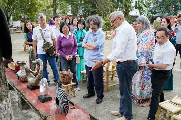 Đưa khảm trai - sơn mài Chuyên Mỹ trở thành sản phẩm tiêu biểu trên bản đồ thế giới- Ảnh 12.