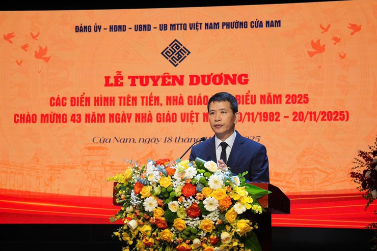 Phường Cửa Nam tuyên dương các điển hình tiên tiến, nhà giáo tiêu biểu năm 2025- Ảnh 3.