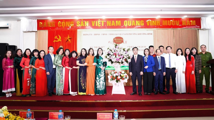 Khương Đình đẩy mạnh đổi mới giáo dục trong kỷ nguyên số- Ảnh 1.