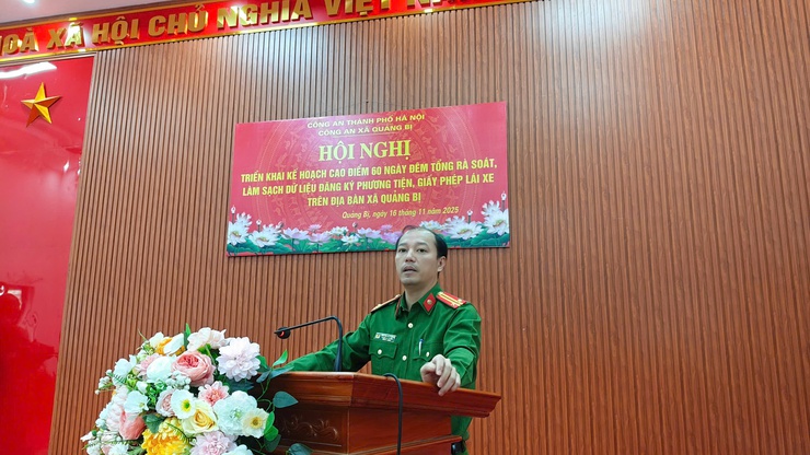 Công an xã Quảng Bị tổ chức Hội nghị triển khai Kế hoạch cao điểm 60 ngày đêm tổng rà soát, làm sạch dữ liệu đăng ký phương tiện và giấy phép lái xe- Ảnh 1.