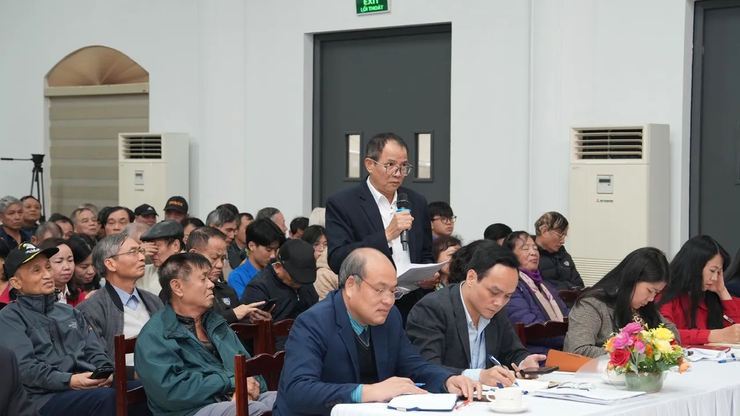 Lãnh đạo phường Yên Hòa đối thoại trực tiếp với Nhân dân- Ảnh 1.