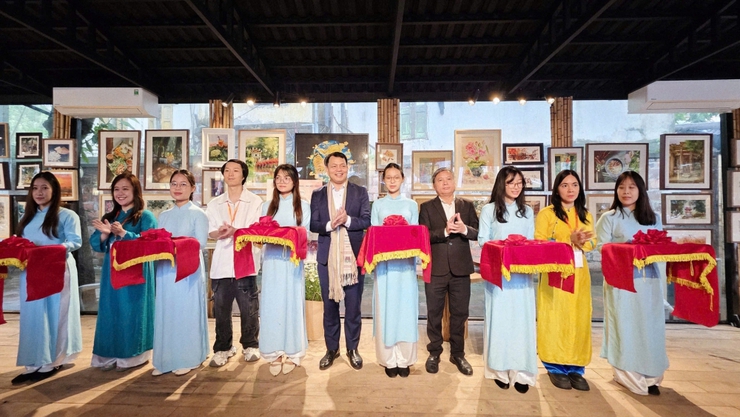 “Hà Nội Thanh Tân” khuyến khích người trẻ sáng tạo trên nền truyền thống- Ảnh 1.