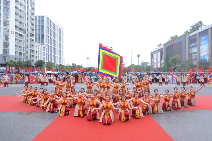 Gần 2.000 vận động viên tham gia Đại hội Thể dục thể thao phường Phúc Lợi lần thứ I năm 2025- Ảnh 13.