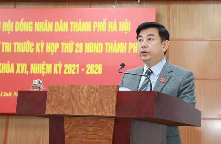 Quan tâm giải quyết tình trạng thiếu trường học, an toàn giao thông tại khu vực ngoài đê- Ảnh 5.