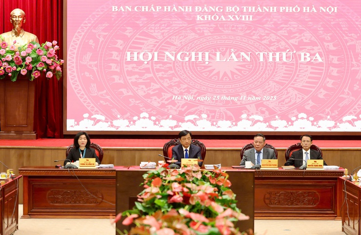 Khai mạc Hội nghị lần thứ Ba, Ban Chấp hành Đảng bộ Thành phố- Ảnh 1.