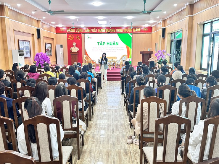 Xã Đại Thanh tập huấn bán hàng online cho trên 200 hộ kinh doanh cá thể trên địa bàn- Ảnh 1.