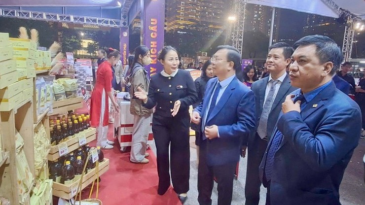 Khai mạc sự kiện mua sắm “Hà Nội đêm không ngủ - HaNoi Midnight Sale”- Ảnh 5.