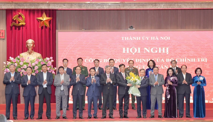 Đồng chí Vũ Đại Thắng được điều động, chỉ định giữ chức Phó Bí thư Thành ủy Hà Nội- Ảnh 5.