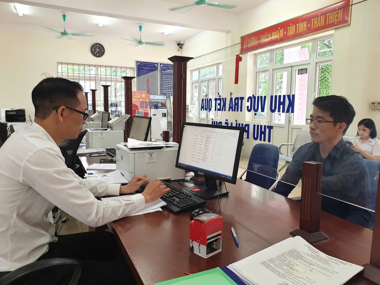 Phường Phú Lương đẩy mạnh cải cách hành chính, nâng cao chất lượng phục vụ Nhân dân- Ảnh 1.