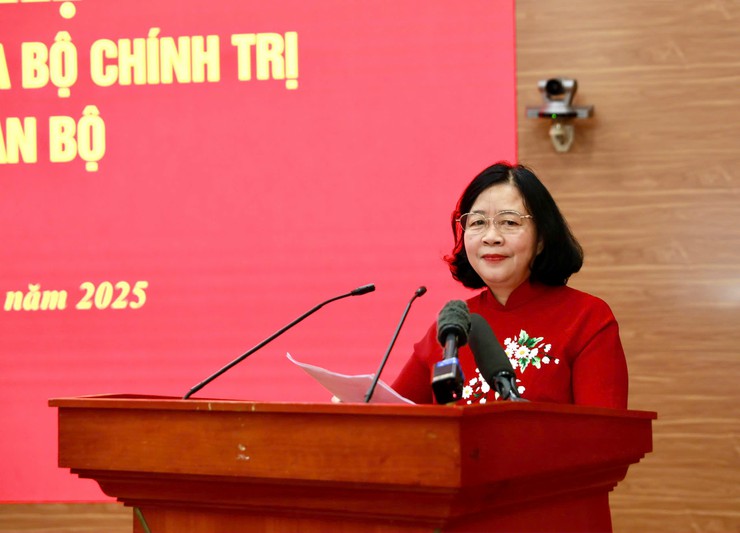 Bui Thi Minh Hoai appointed Secretary of Party Committee of Vietnam Fatherland Front and Central Mass Organizations- Ảnh 4.