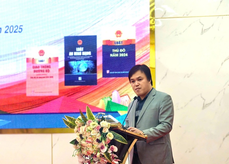 Phường Yên Sở phát động hưởng ứng "Ngày Pháp luật nước CHXHCN Việt Nam" năm 2025- Ảnh 1.