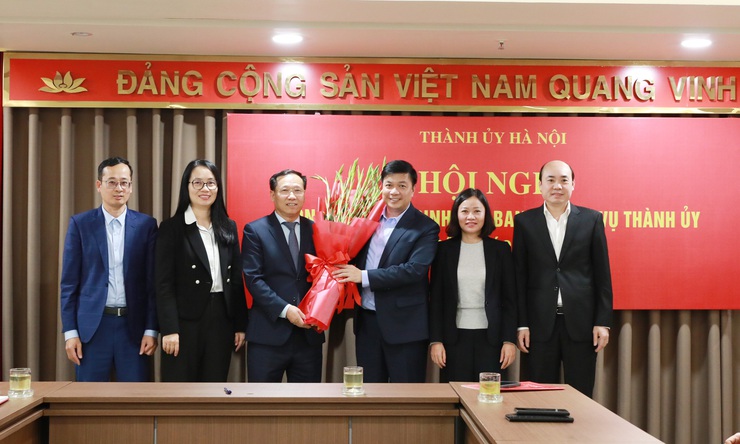 Bổ nhiệm đồng chí Phùng Xuân Dương giữ chức vụ Phó Trưởng Ban Nội chính Thành ủy- Ảnh 3.