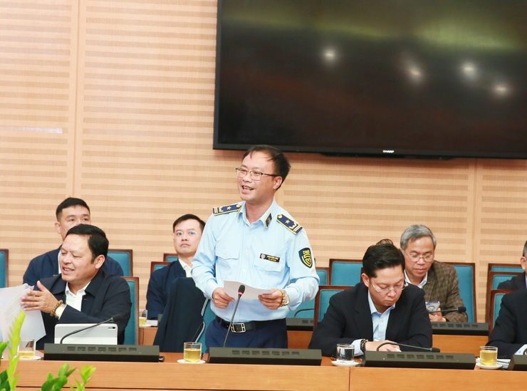 Giải quyết dứt điểm tình trạng “chợ cóc”, “chợ tạm”, điểm kinh doanh tự phát- Ảnh 3.