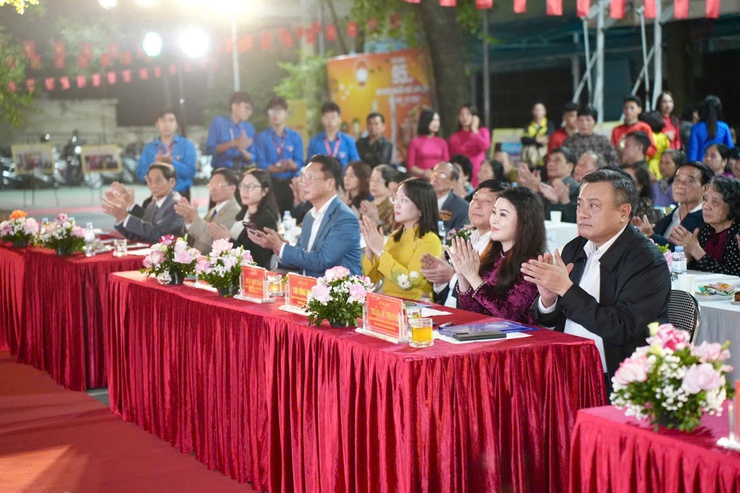 Chủ tịch UBND Thành phố Trần Sỹ Thanh: Xây dựng Thủ đô hạnh phúc từ những điều giản dị- Ảnh 1.