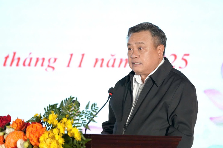 Chủ tịch UBND Thành phố Trần Sỹ Thanh: Xây dựng Thủ đô hạnh phúc từ những điều giản dị- Ảnh 5.