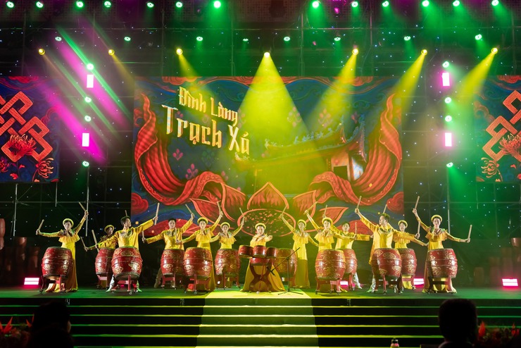 Khai mạc Lễ hội Áo dài Du lịch Hà Nội 2025- Ảnh 1.