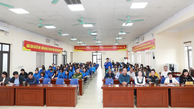 Chủ tịch UBND phường Lĩnh Nam: Thanh niên phải truyền cảm hứng đổi mới, sáng tạo- Ảnh 1.