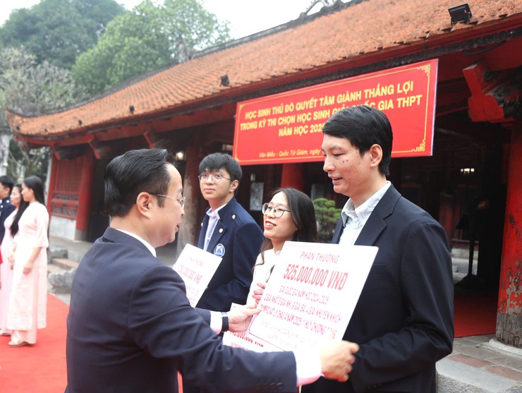 Hà Nội gặp mặt, động viên đội tuyển học sinh giỏi quốc gia năm học 2025-2026- Ảnh 3.