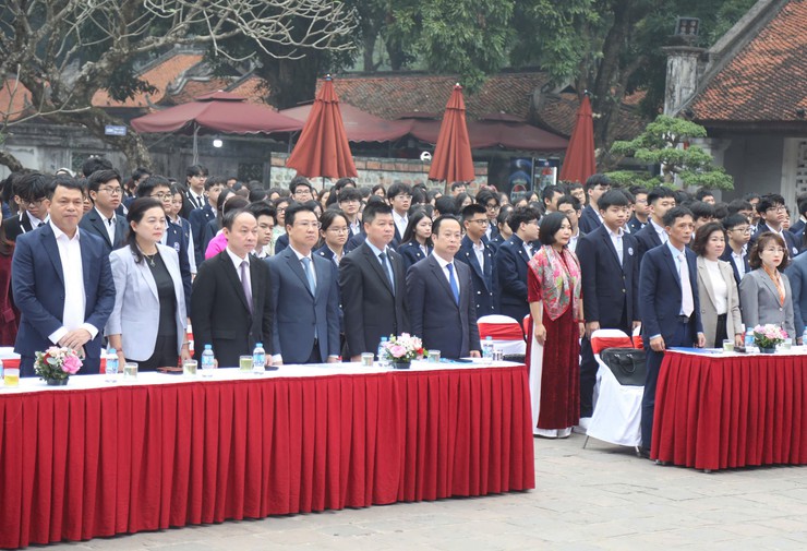 Hà Nội gặp mặt, động viên đội tuyển học sinh giỏi quốc gia năm học 2025-2026- Ảnh 1.