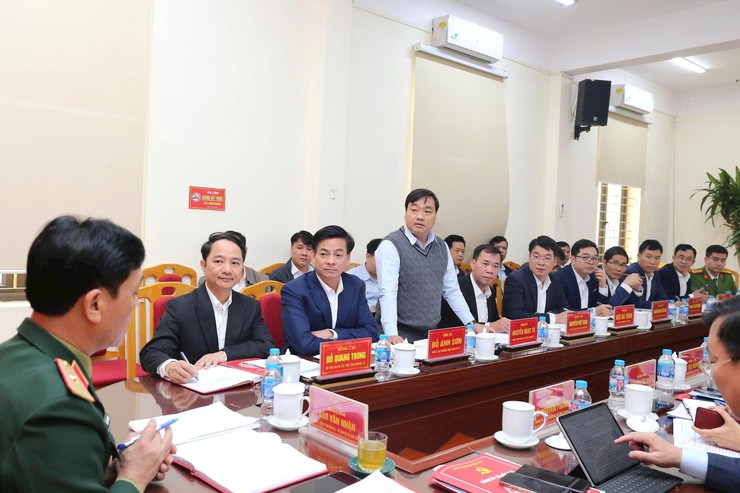 Đoàn giám sát số 16 của Ban Thường vụ Thành ủy làm việc với xã Bất Bạt- Ảnh 2.