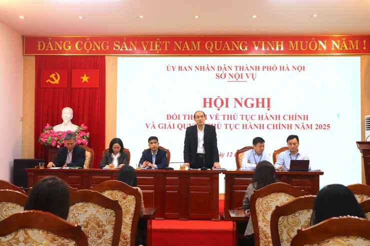 Sở Nội vụ Hà Nội đối thoại, giải đáp về thủ tục hành chính- Ảnh 5.