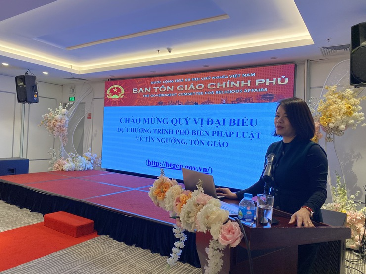 Tập huấn nghiệp vụ giải quyết thủ tục hành chính lĩnh vực tín ngưỡng, tôn giáo cho cán bộ, công chức các xã, phường của thành phố Hà Nội- Ảnh 2.