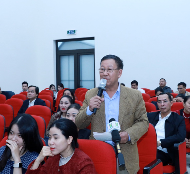 Chủ tịch UBND Thành phố Vũ Đại Thắng tiếp xúc cử tri đơn vị bầu cử số 5- Ảnh 3.