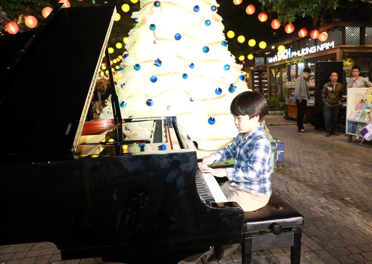 Khai mạc chuỗi hoạt động đêm “Hà Nội Đẹp Sound” tại Phố Sách- Ảnh 5.