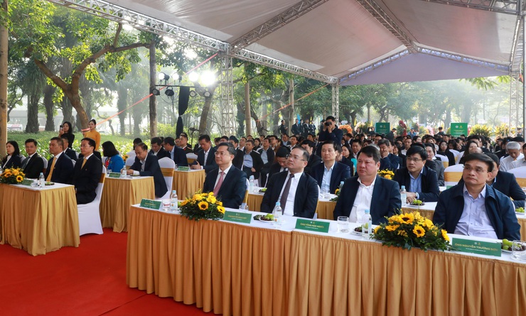 Khởi công Dự án Cải tạo, chỉnh trang, tái thiết công viên tuyến hai bên sông Tô Lịch- Ảnh 1.